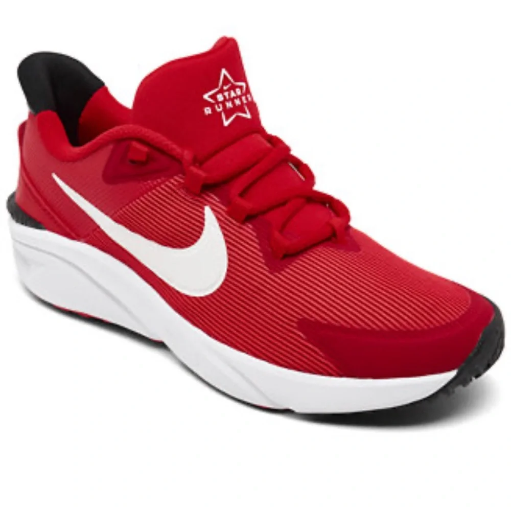 Nike red/white Star Runner shoes size 6Y